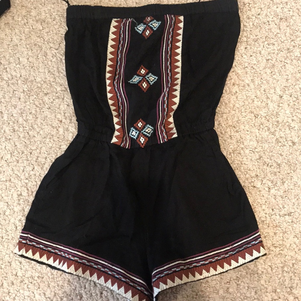Strapless romper